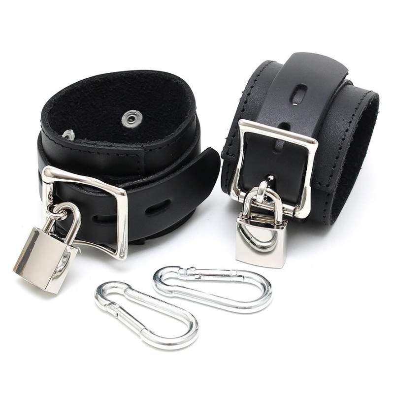 ARM CUFFS WITH PADLOCKS AND 2 CARABINE HOOKS ARM CUFFS WITH PADLOCKS AND 2 CARABINE HOOKS