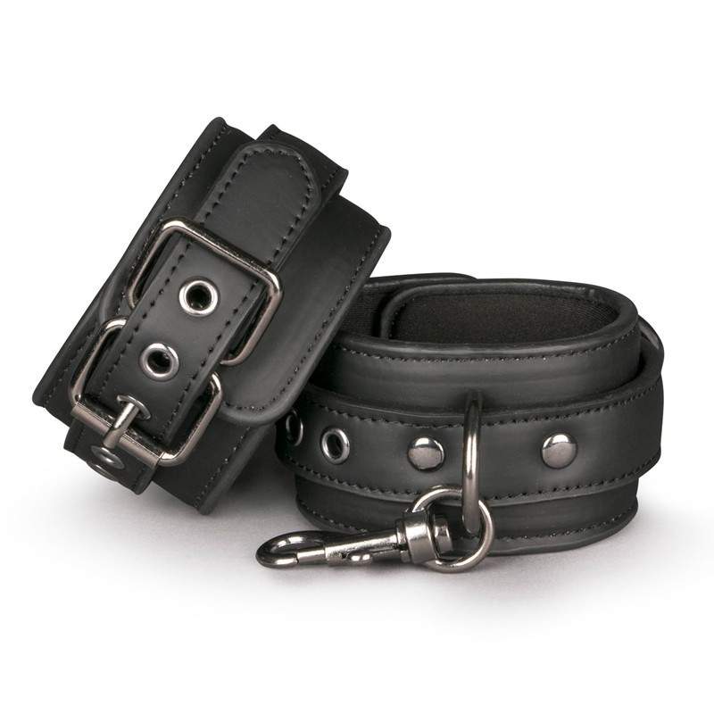 EASYTOYS FETISH COLLECTION - BLACK LEATHER HANDCUFFS