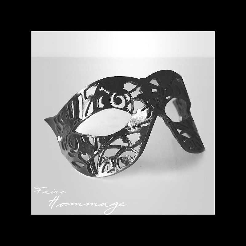 Faire Hommage - nahast mask Fragile