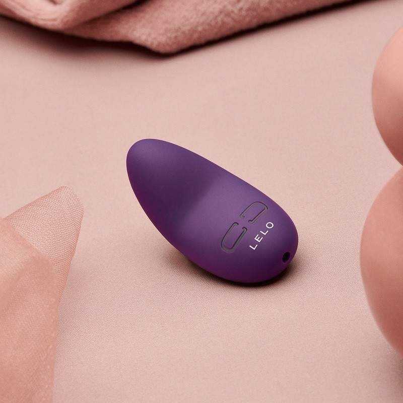 Lelo - Lily 3 Clitoral Massager Deep Lilac