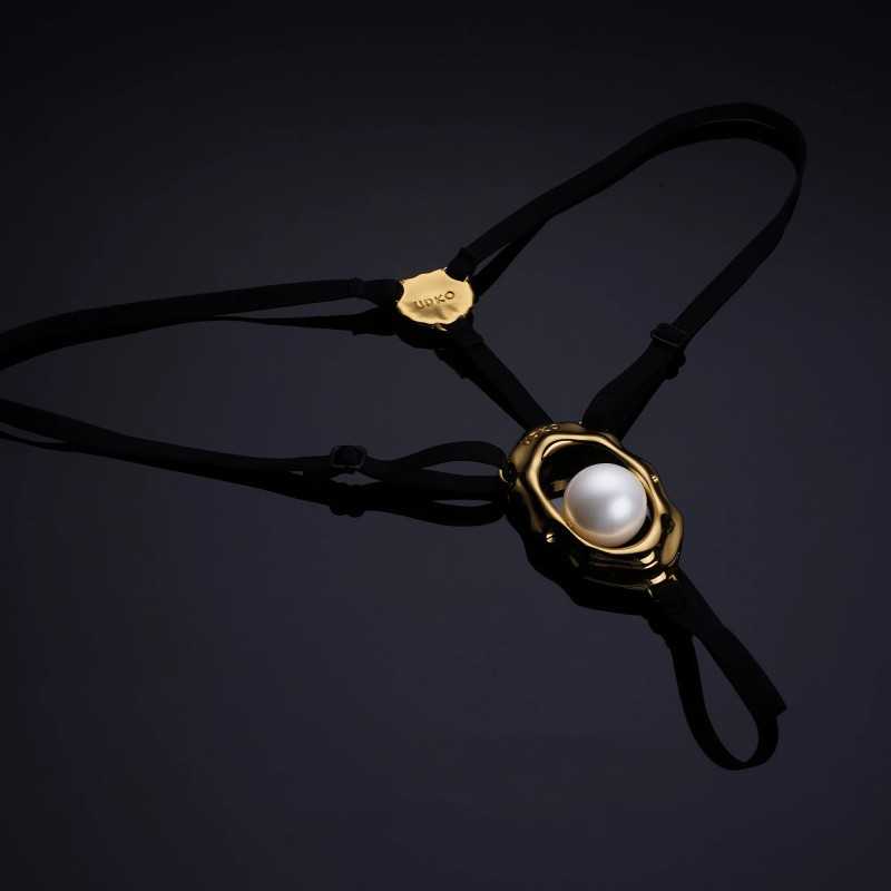 UPKO Moist Eyes G-String Clitoral Jewelry